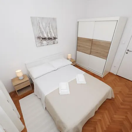 Apartment Adriana